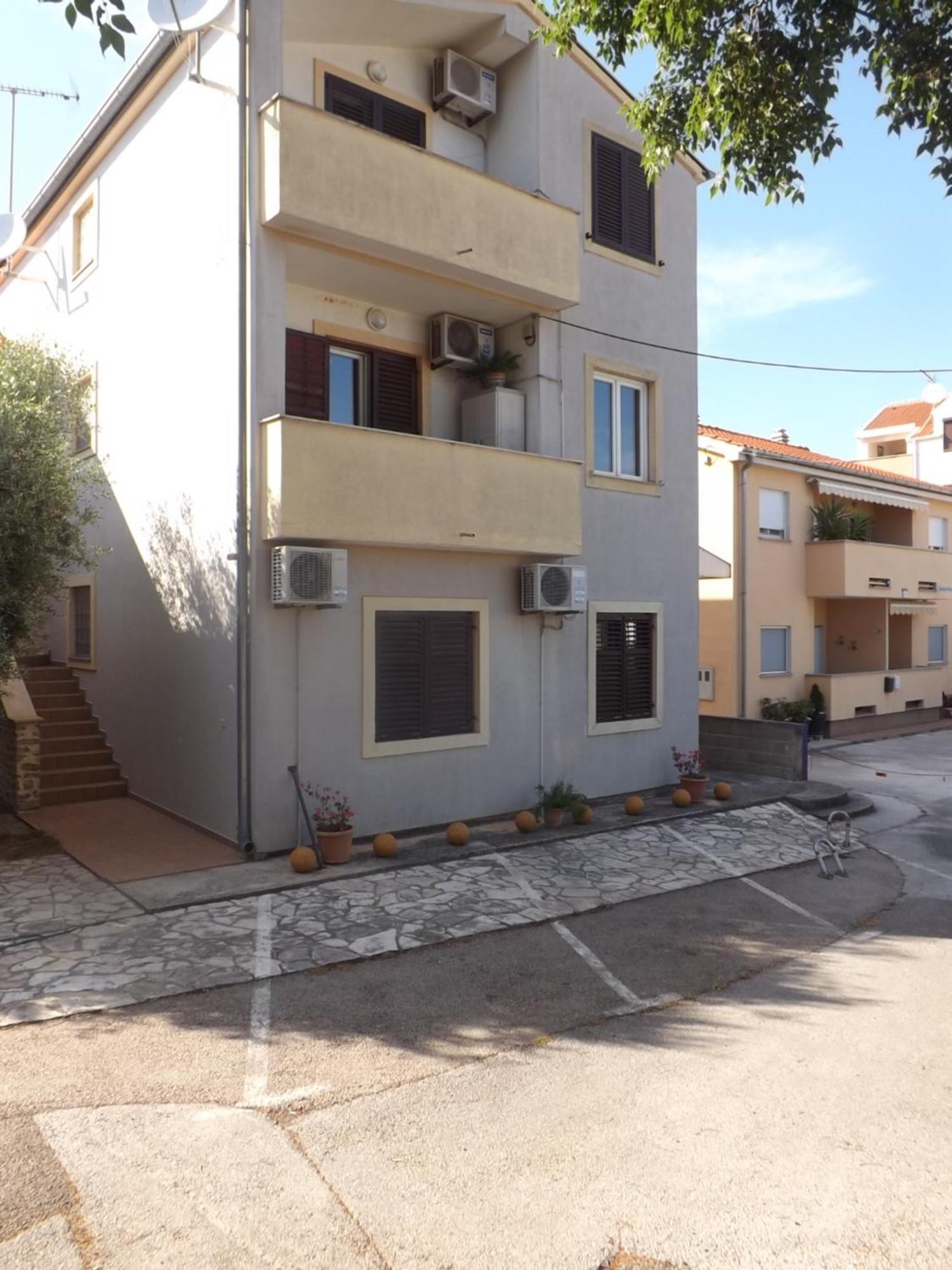 Apartment Latmo Zadar