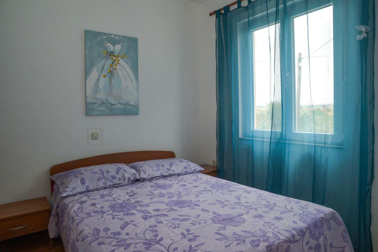 Apartment Latmo *