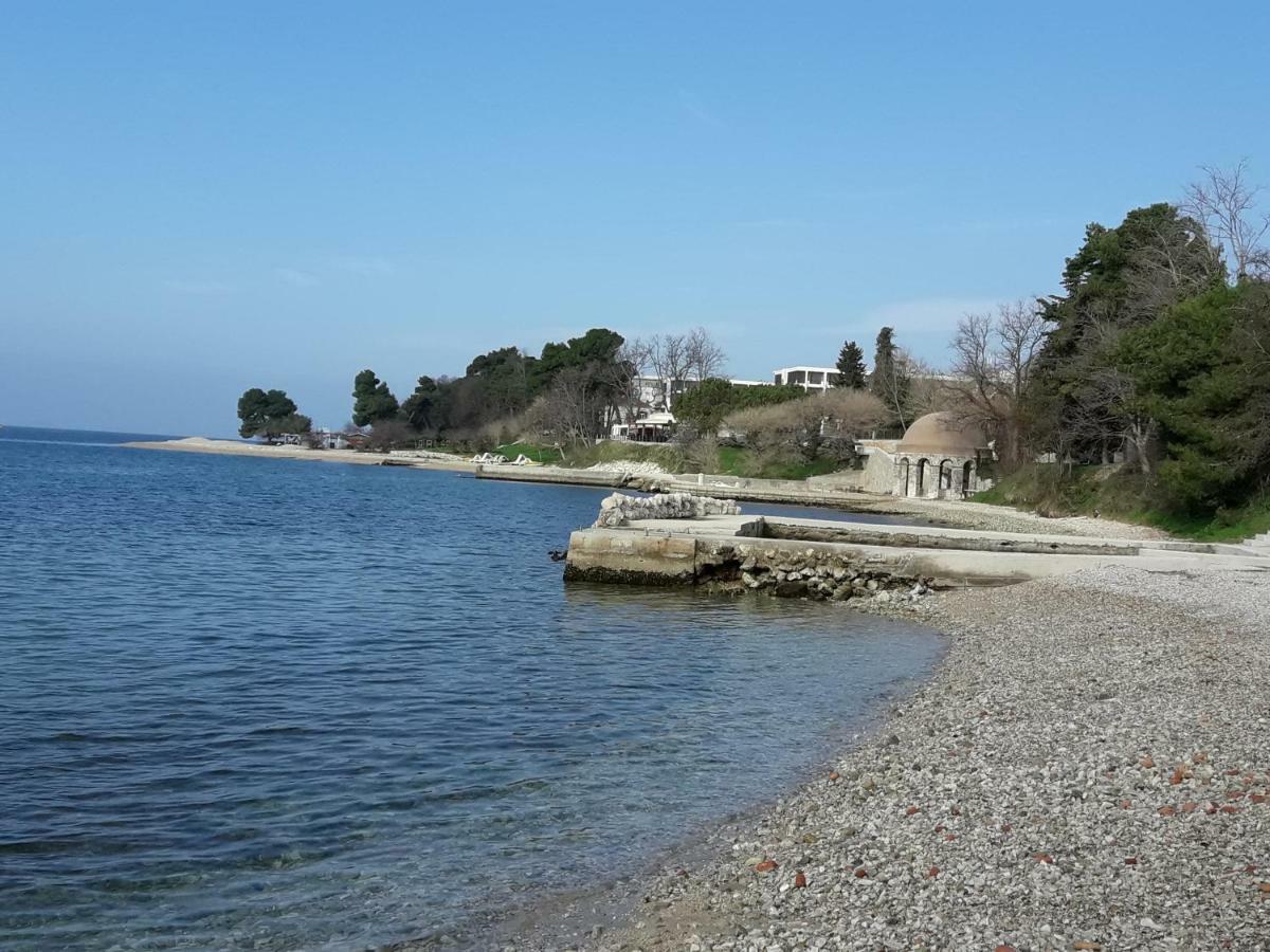 Apartman Latmo *